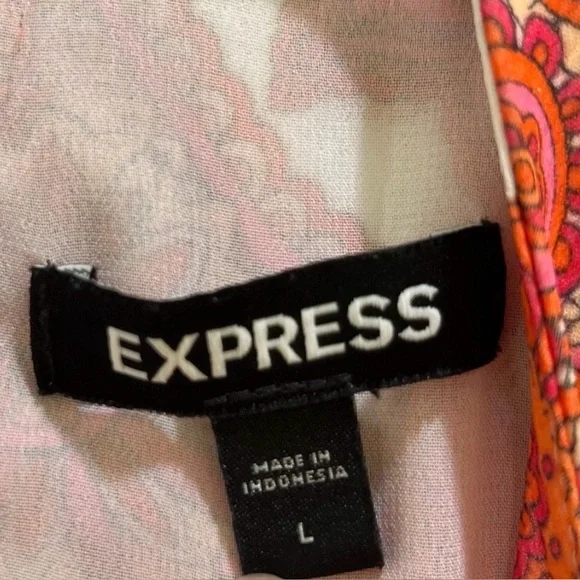 Express Pink and Orange Paisley Halter Blouse - Picture 7 of 8